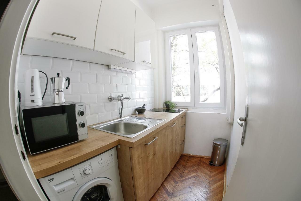 Taya Apartment Ljubljana Eksteriør billede